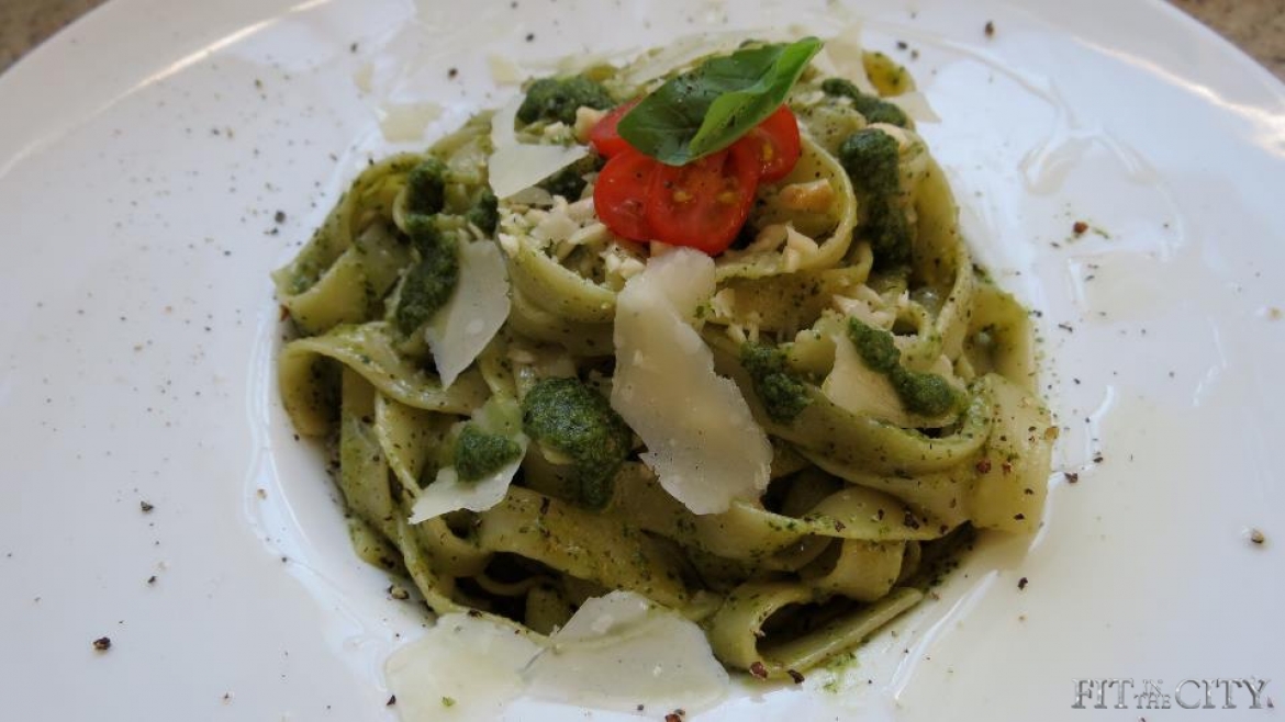 Tagliatelle pekándiós pestoval