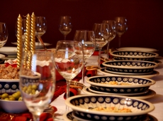 5 tipp, hogy elkerüld a szilveszteri lakoma „súlyos” következményeit