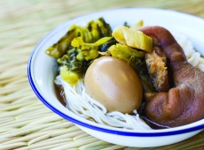 Különleges húsvéti tál