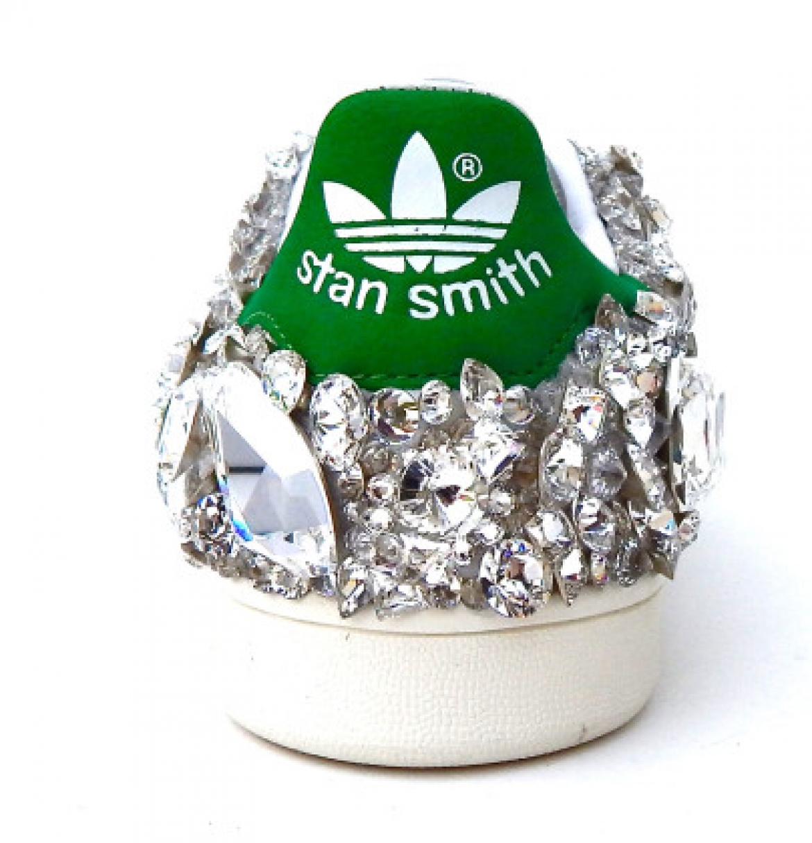 Menő cipőkkel és sztárokkal támad az Adidas az idén!
