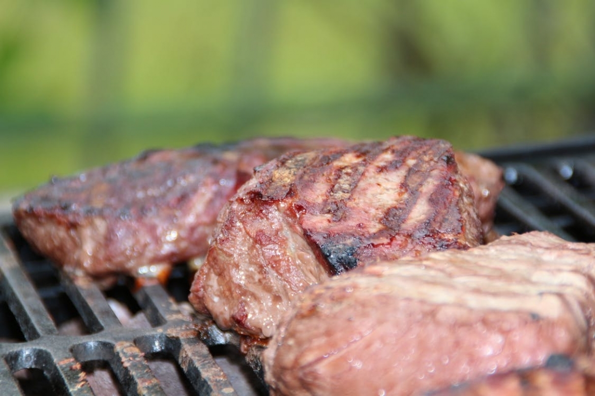 Ezt imádni fogod: füstös teás steak