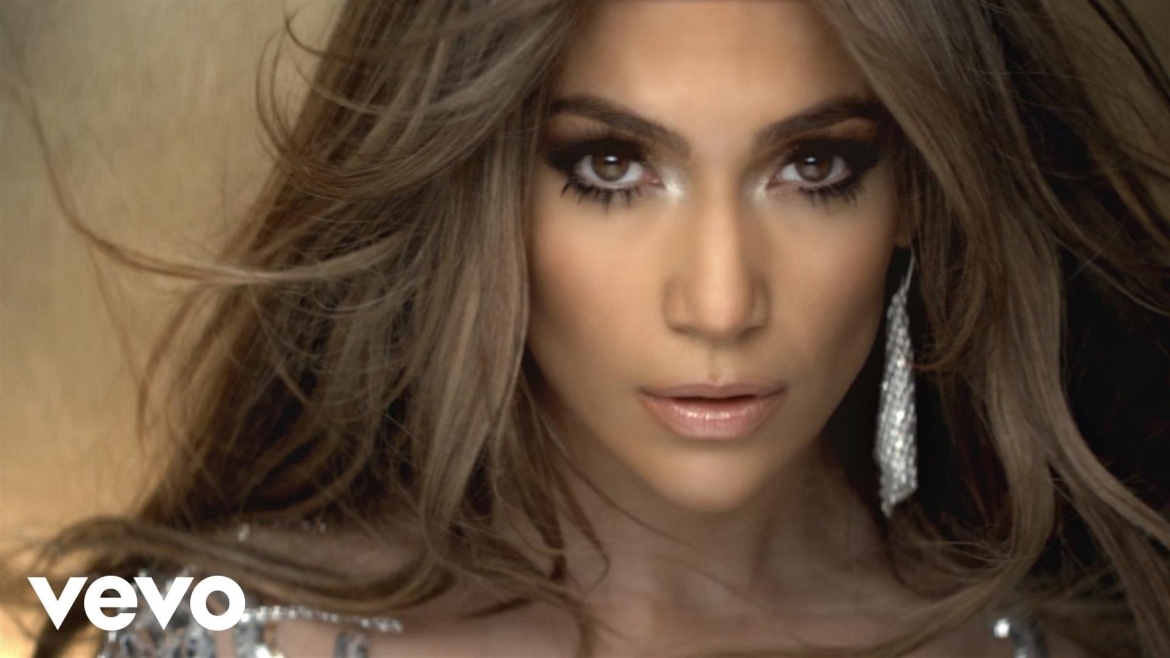 Így ünnepelte Jennifer Lopez a 49. születésnapját