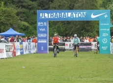 Hurrá! 18 óra alatt körbetekertem a Balatont!